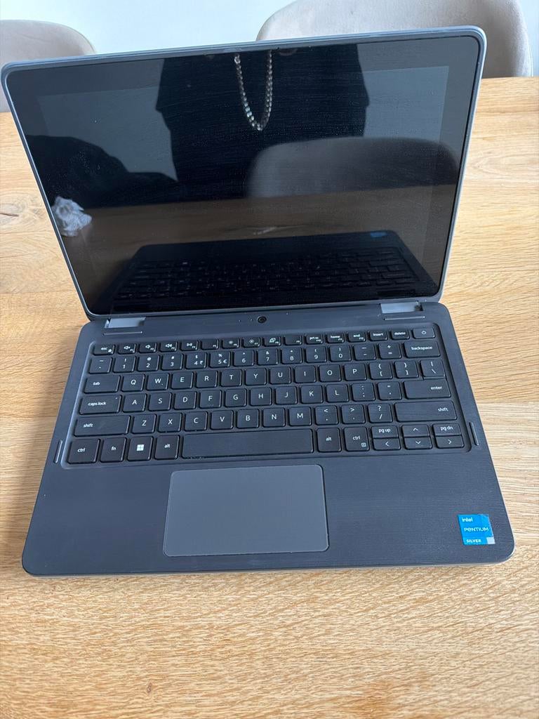 Dell Latitude 3120 - Intel Pentium Silver -, Computers en Software, Windows Laptops, 2 tot 3 Ghz, Qwerty, 11 inch, Ophalen of Verzenden