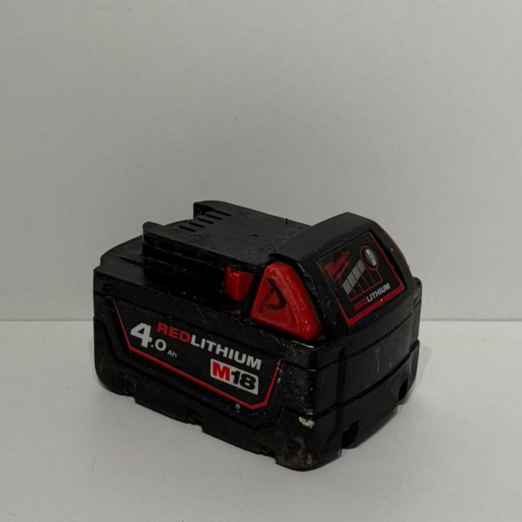 Milwaukee M18 4,0 AH Accu in Goede Staat, Ophalen of Verzenden