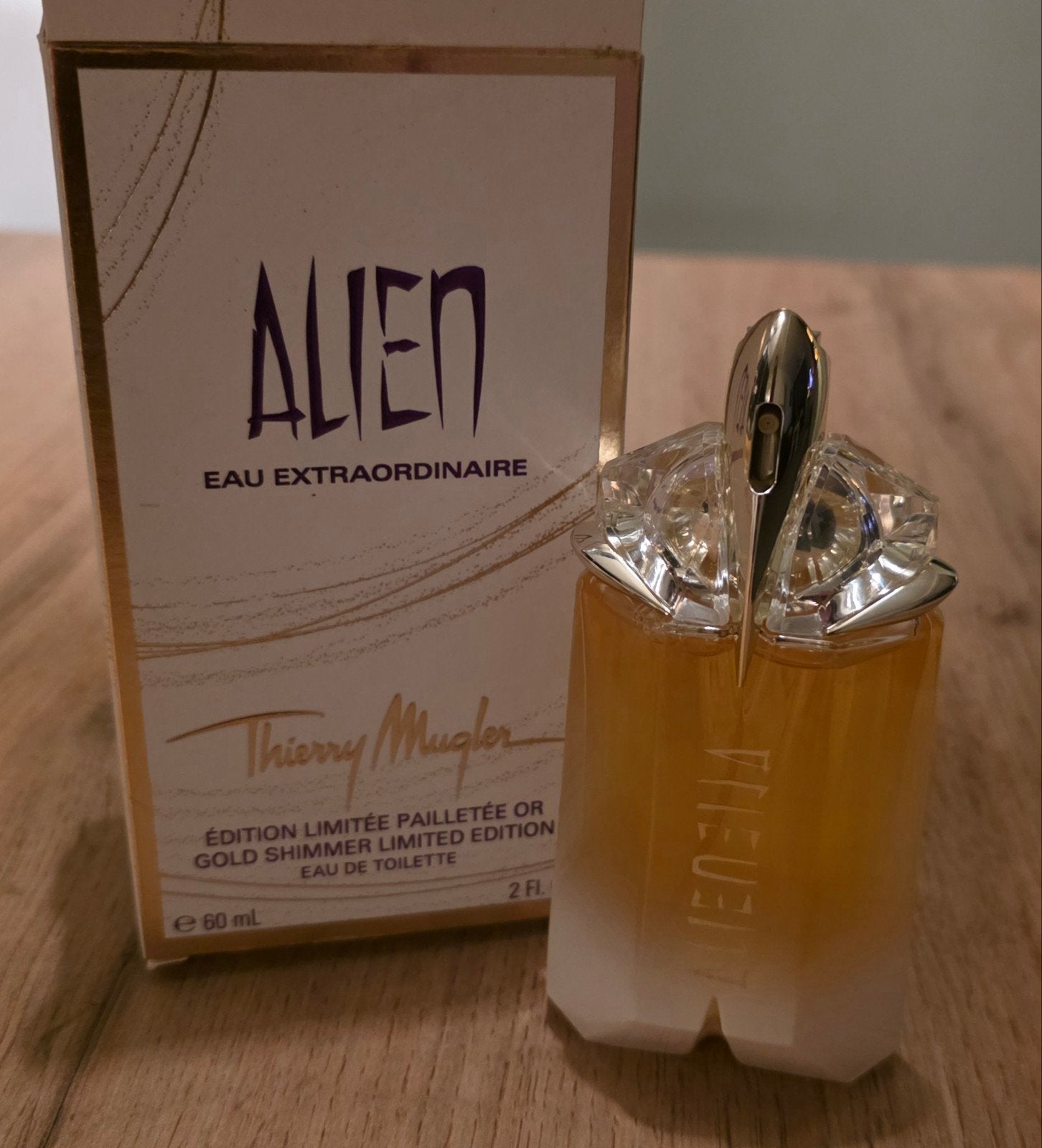 Thierry Mugler Alien Eau Extraordinaire Gold Shimmer 60ml, Ophalen of Verzenden, Parfumfles, Gevuld