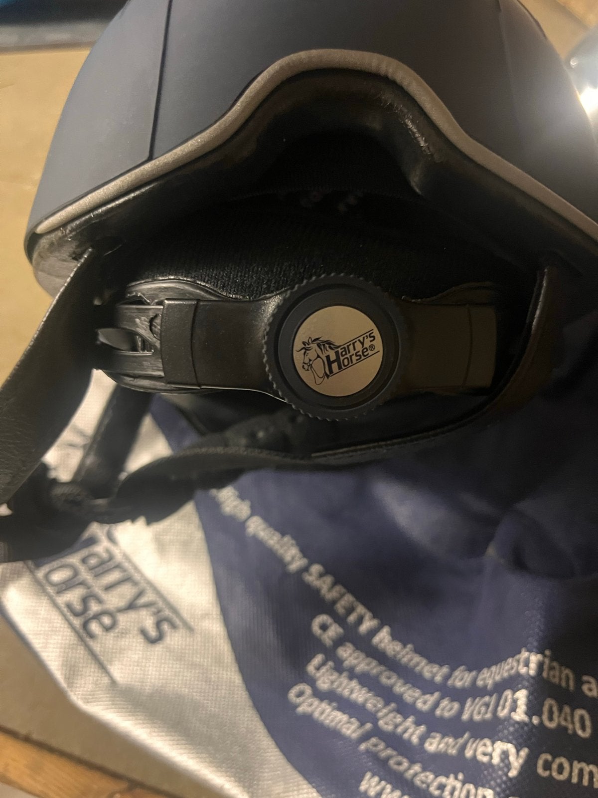 Paardrij cap/helm, Ophalen, Gebruikt