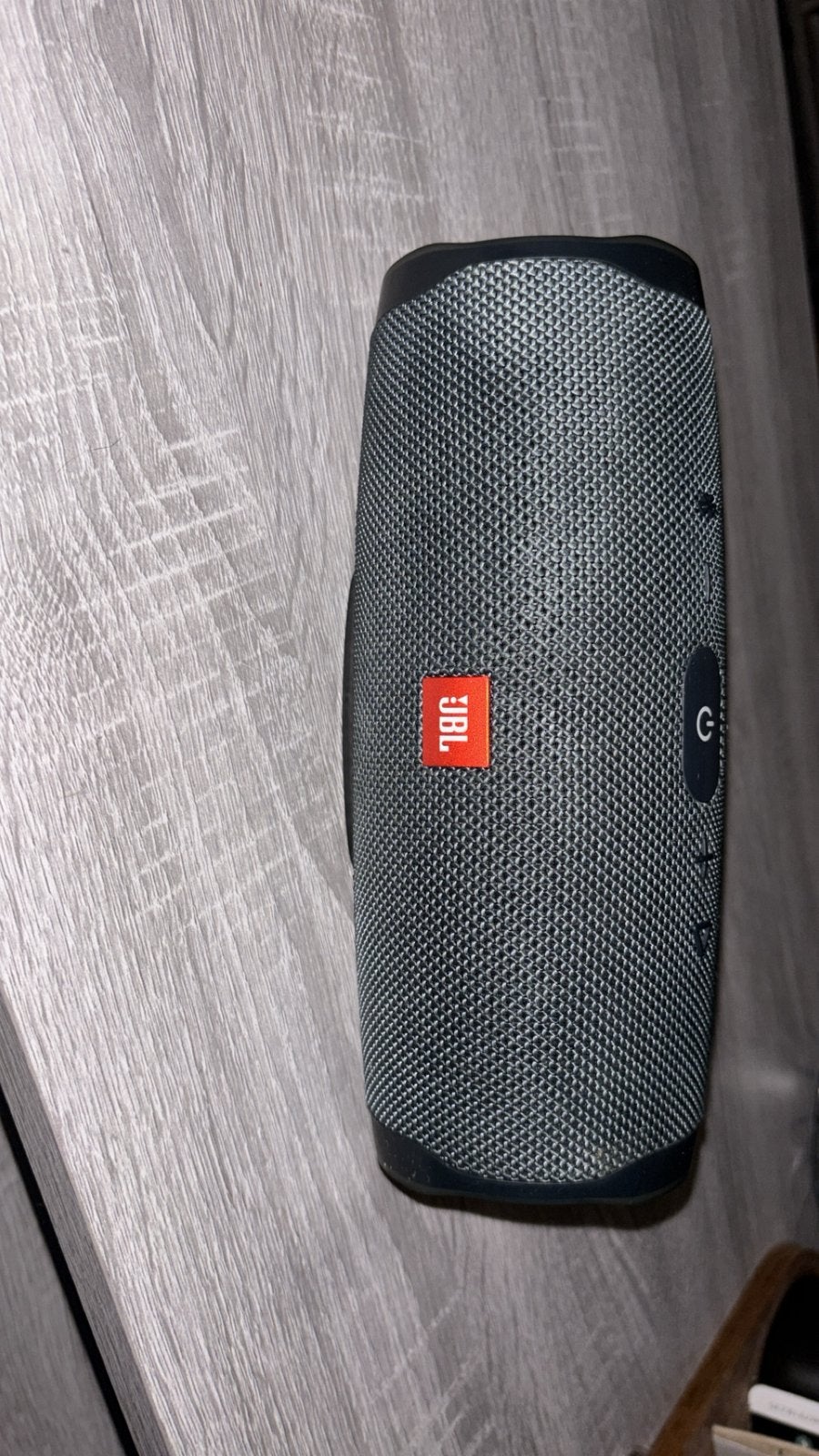 jbl essential 2 zwart