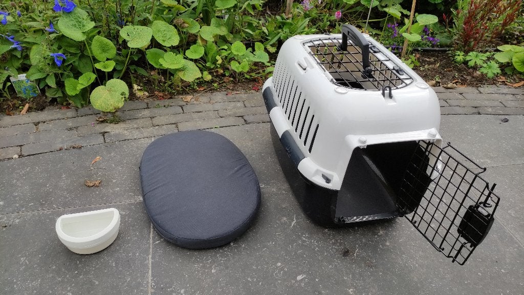 honden/katten reisbench 15 Euro., Dieren en Toebehoren, Ophalen, Zo goed als nieuw
