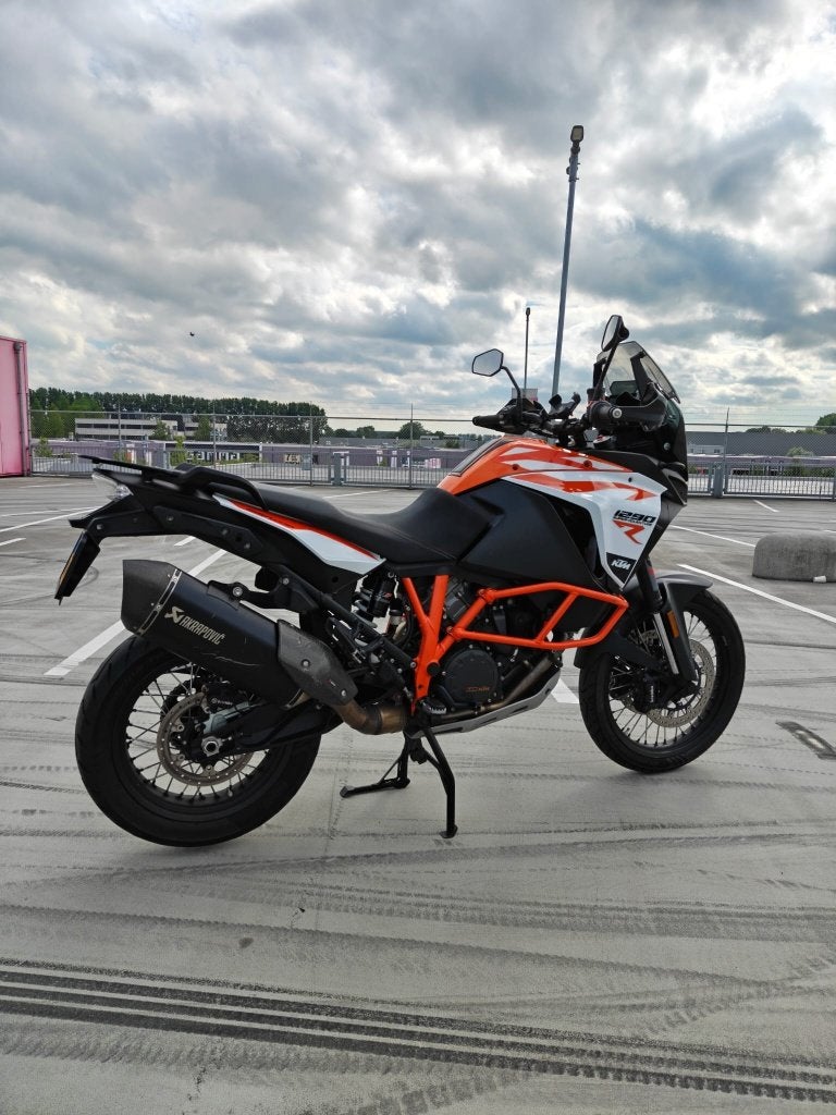 Hele nette KTM 1290 Super Adventure R + RUILEN +MOET weg!, Motoren, Motoren | KTM, Particulier, Toermotor, meer dan 35 kW, 2 cilinders
