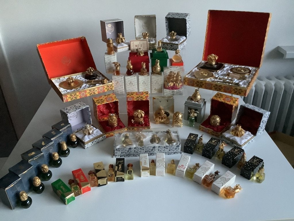 Bijzondere collectie Myrna Pons parfumflesjes, Ophalen of Verzenden, Nieuw, Miniatuur, Gevuld
