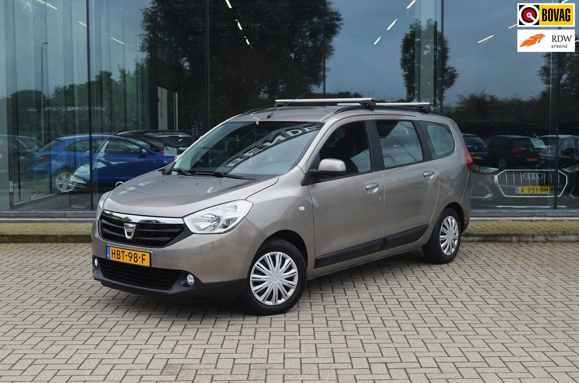 Dacia LODGY 1.2 TCe 10th Anniversary 5p. | Trekhaak | Airco, Auto's, Voorwielaandrijving, Euro 5, Stof, Gebruikt