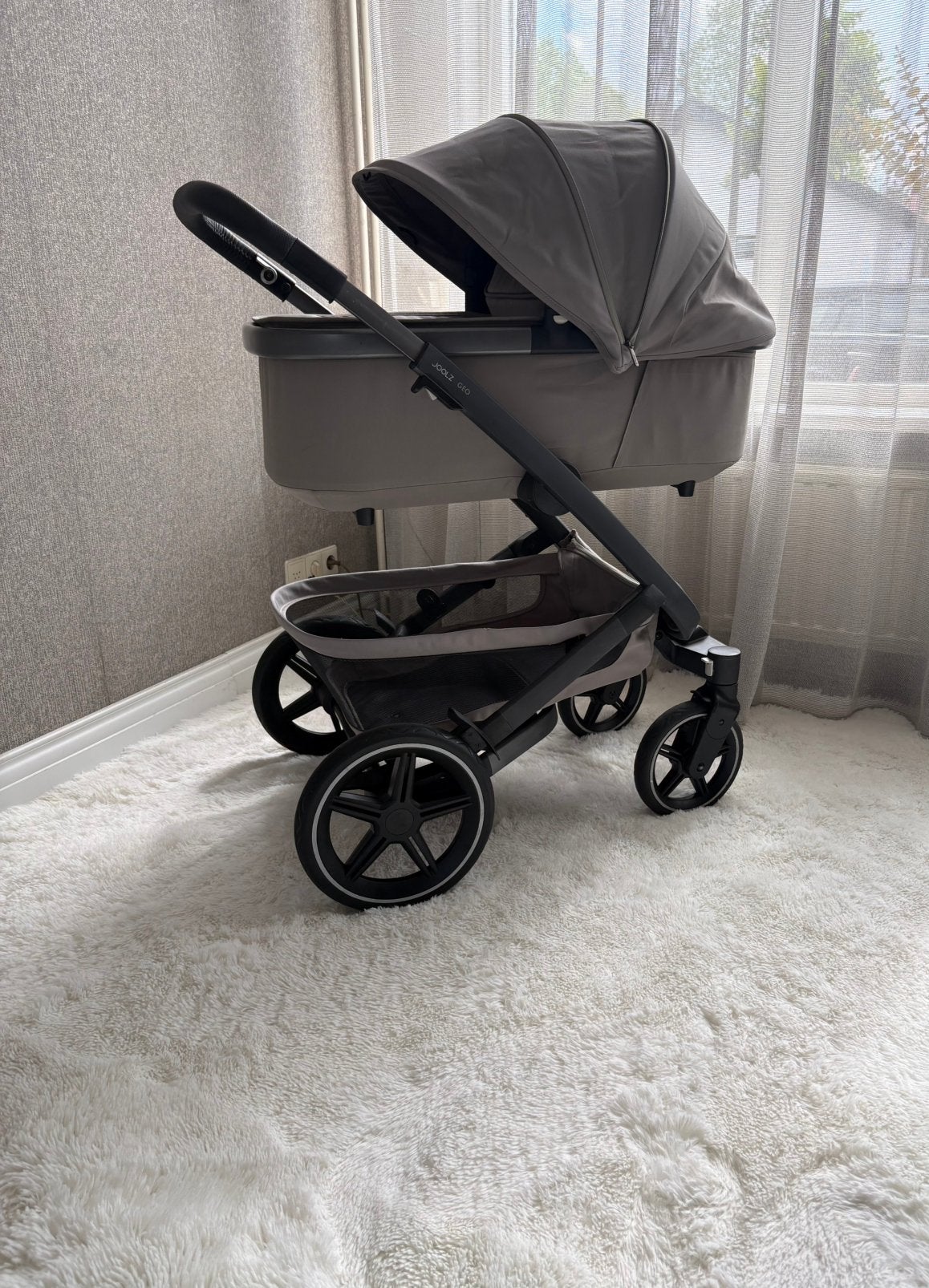 Joolz Geo 3 Als nieuw!+ Maxi Cosi Pebble 360 + FamilyFix 360, Zo goed als nieuw, Verstelbare duwstang, Ophalen, Kinderwagen