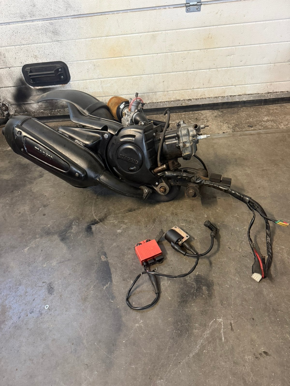 hexagon blok 125 cc, Ophalen