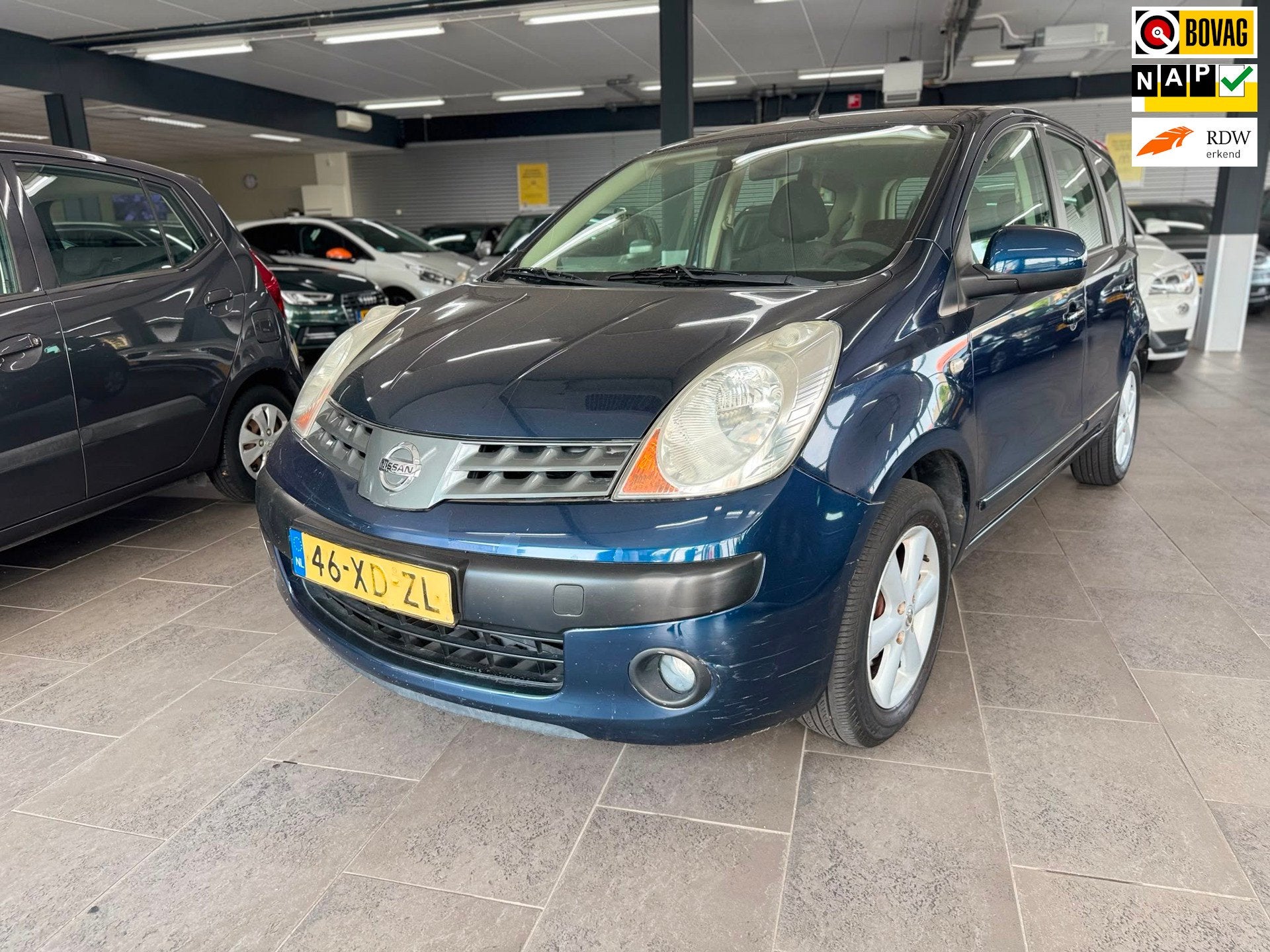 Nissan Note 1.6 First Note airco elektrische pakket lm-velge, Auto's, Voorwielaandrijving, Gebruikt, Zwart, 4 cilinders