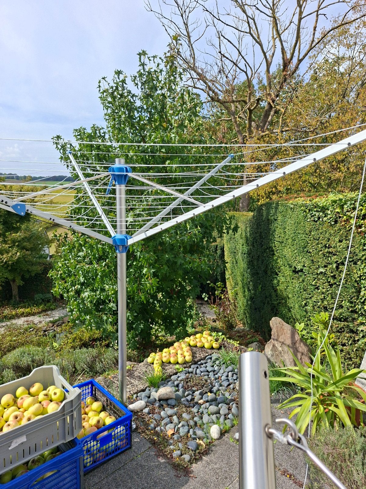 Gratis: grote droogmolen (buitenlijn gebroken), Ophalen, Gebruikt