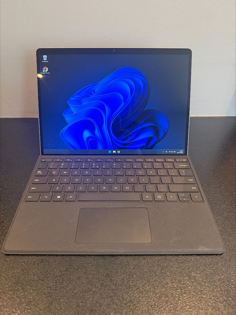 Microsoft Surface 9 Pro - i5 - 256GB SSD, Computers en Software, Windows Laptops, Zo goed als nieuw, 13 inch, SSD, 2 tot 3 Ghz