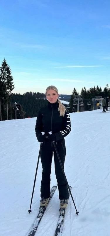 Nikkie zwarte Skipak / jumpsuit / skisuit maat 32, Ophalen of Verzenden, Zo goed als nieuw, Nikkie, Maat 34 (XS) of kleiner