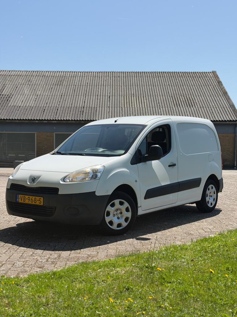 Peugeot Partner 1.6 HDI 55KW 2013, Wit, Origineel Nederlands, Bedrijf, 2 stoelen