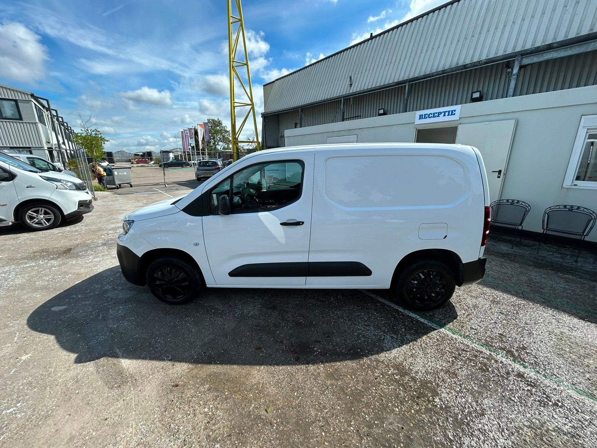 Peugeot PARTNER 1.5 BlueHDI Asphalt 3 personen, Voorwielaandrijving, 1350 kg, Stof, Gebruikt