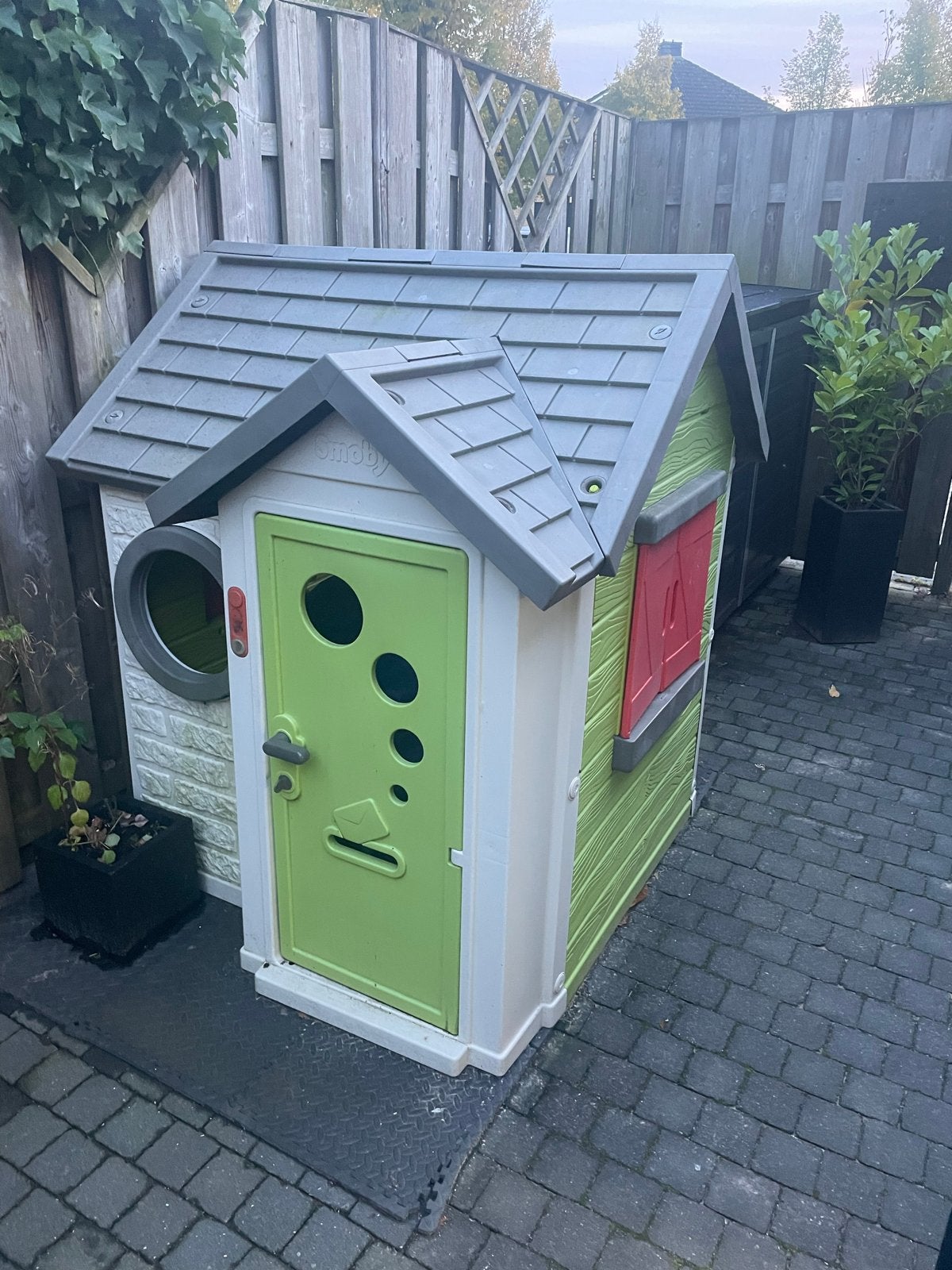 Smoby Speelhuisje voor kinderen - Groen/Grijs, Ophalen, Gebruikt, Kunststof