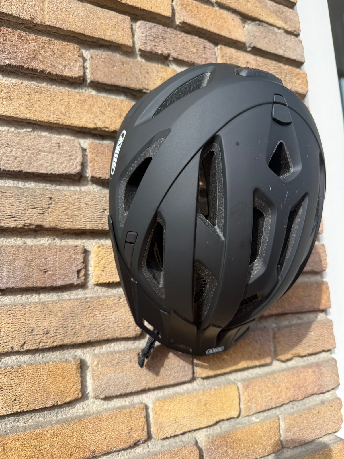 Abus urban-I 3.0 fietshelm - maat 56-61 cm - als nieuw, Fietsen en Brommers, Fietsaccessoires | Fietshelmen, Ophalen of Verzenden