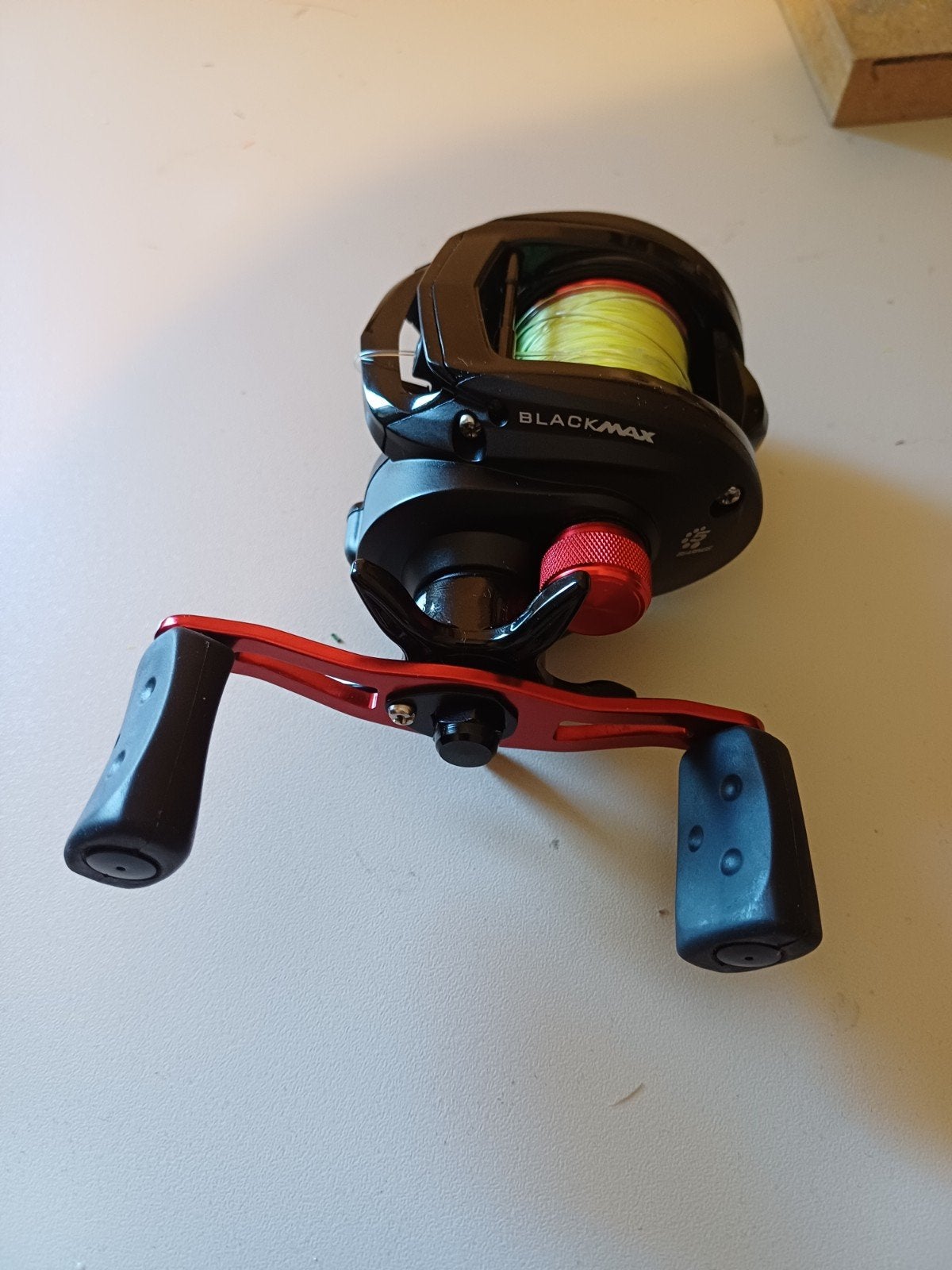 Abu Garcia Black Max 3 reel met upgrades en toebehoren, Ophalen of Verzenden, Zo goed als nieuw, Molen