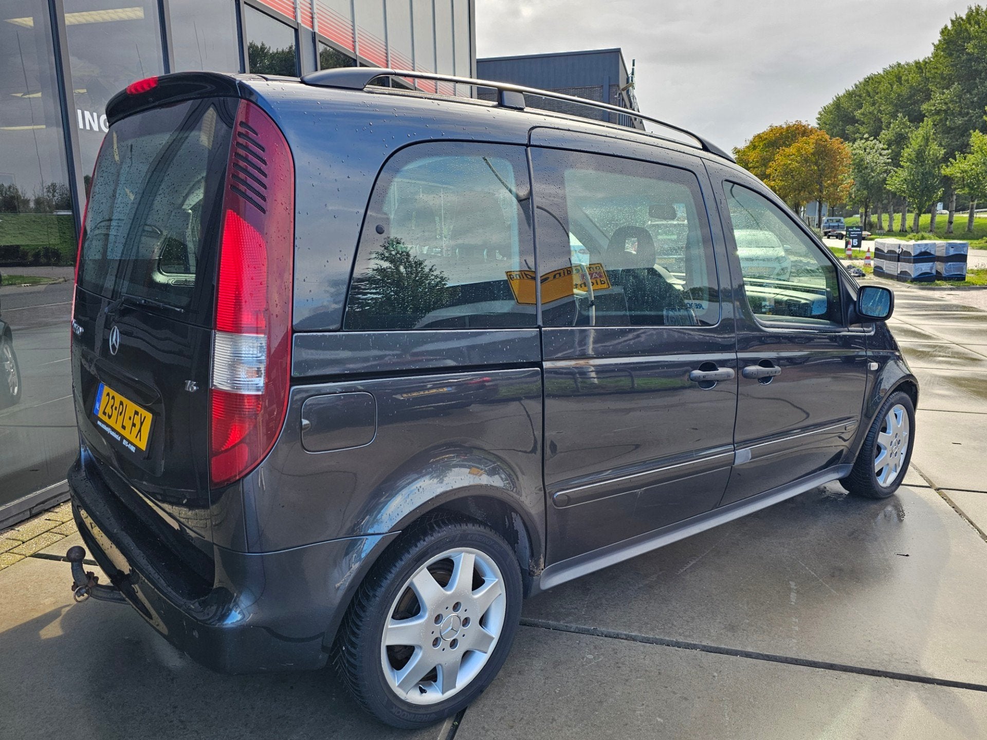 Mercedes-Benz Vaneo 1.6 Ambiente - SCHAKELD SLECHT -, Auto's, Stof, Gebruikt, Zwart, 1000 kg