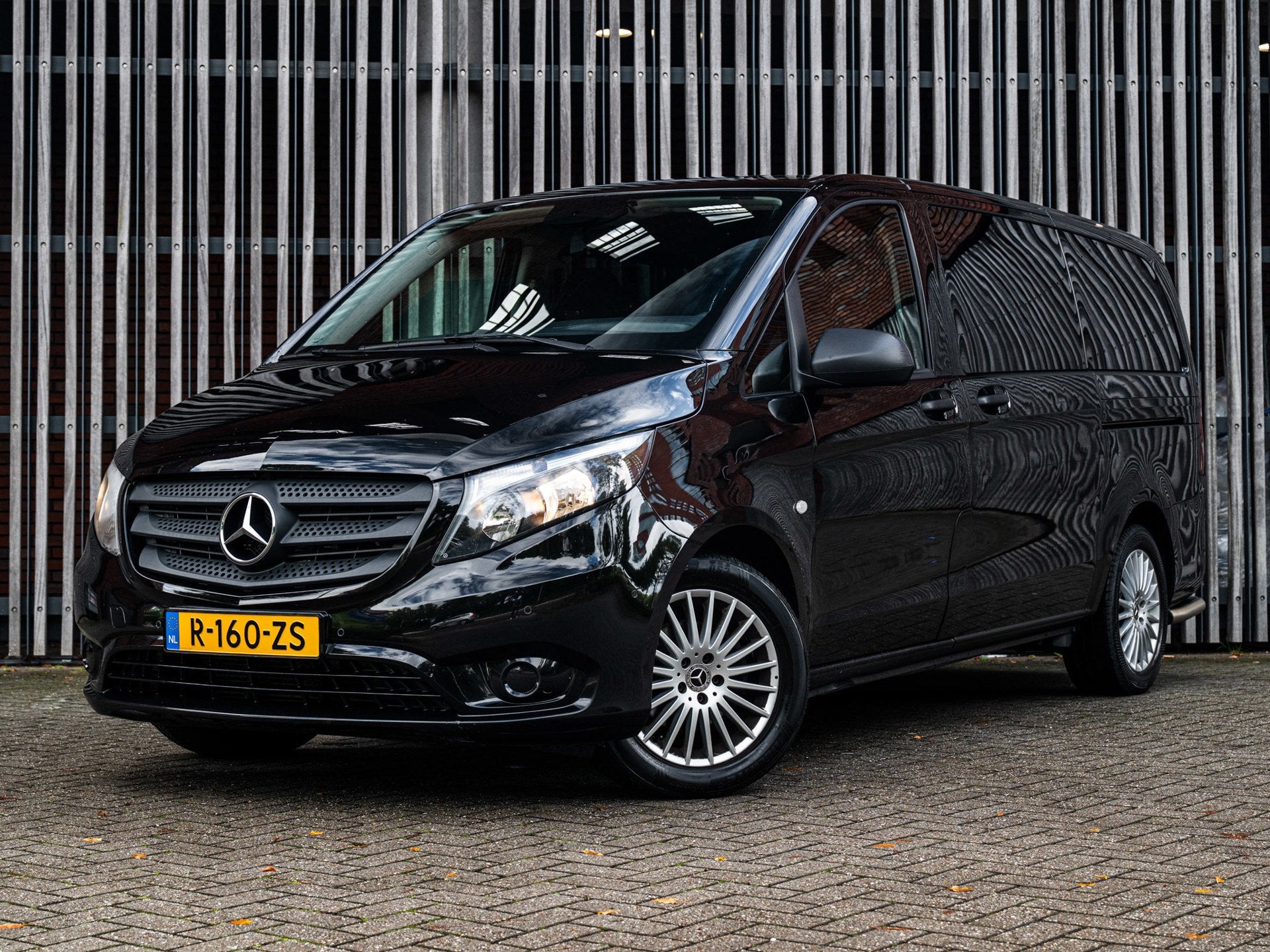 Mercedes-Benz Vito Tourer 114 CDi 136pk AUT 9-Pers. |EX BPM/, Auto's, Automaat, Gebruikt, Euro 6, 2000 kg