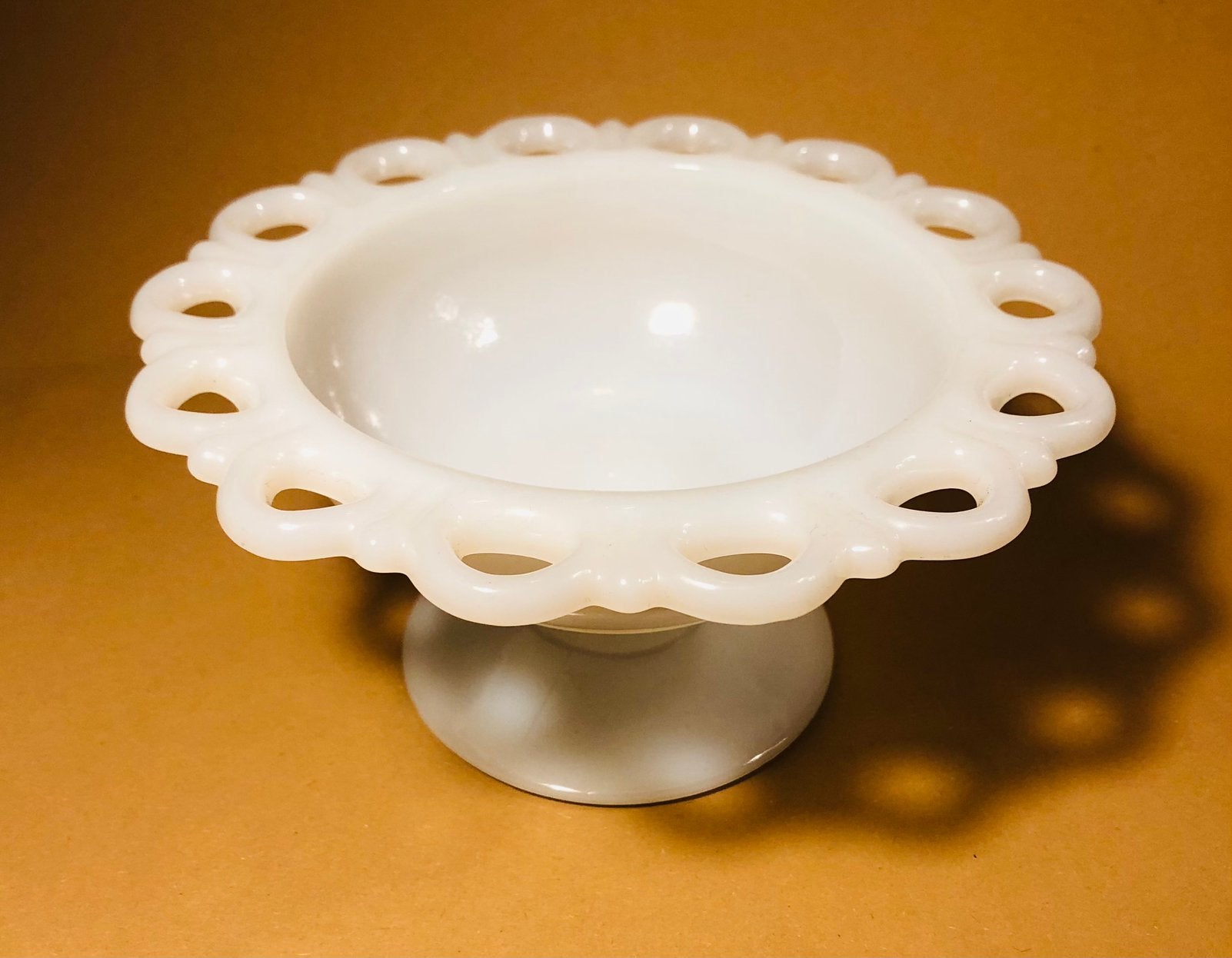 Antiek schaaltje, Anchor Hocking, opaline glas, melkglas, Ophalen of Verzenden