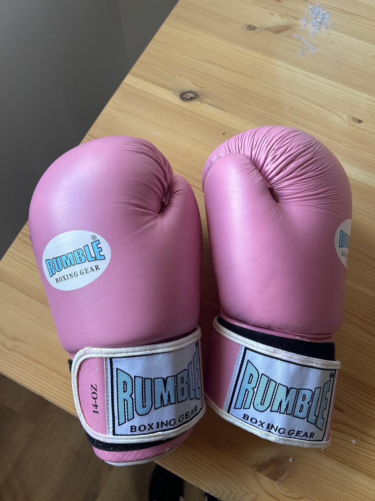 Roze Rumble Bokshandschoenen - 14 oz, Ophalen of Verzenden, Gebruikt, Bokshandschoenen