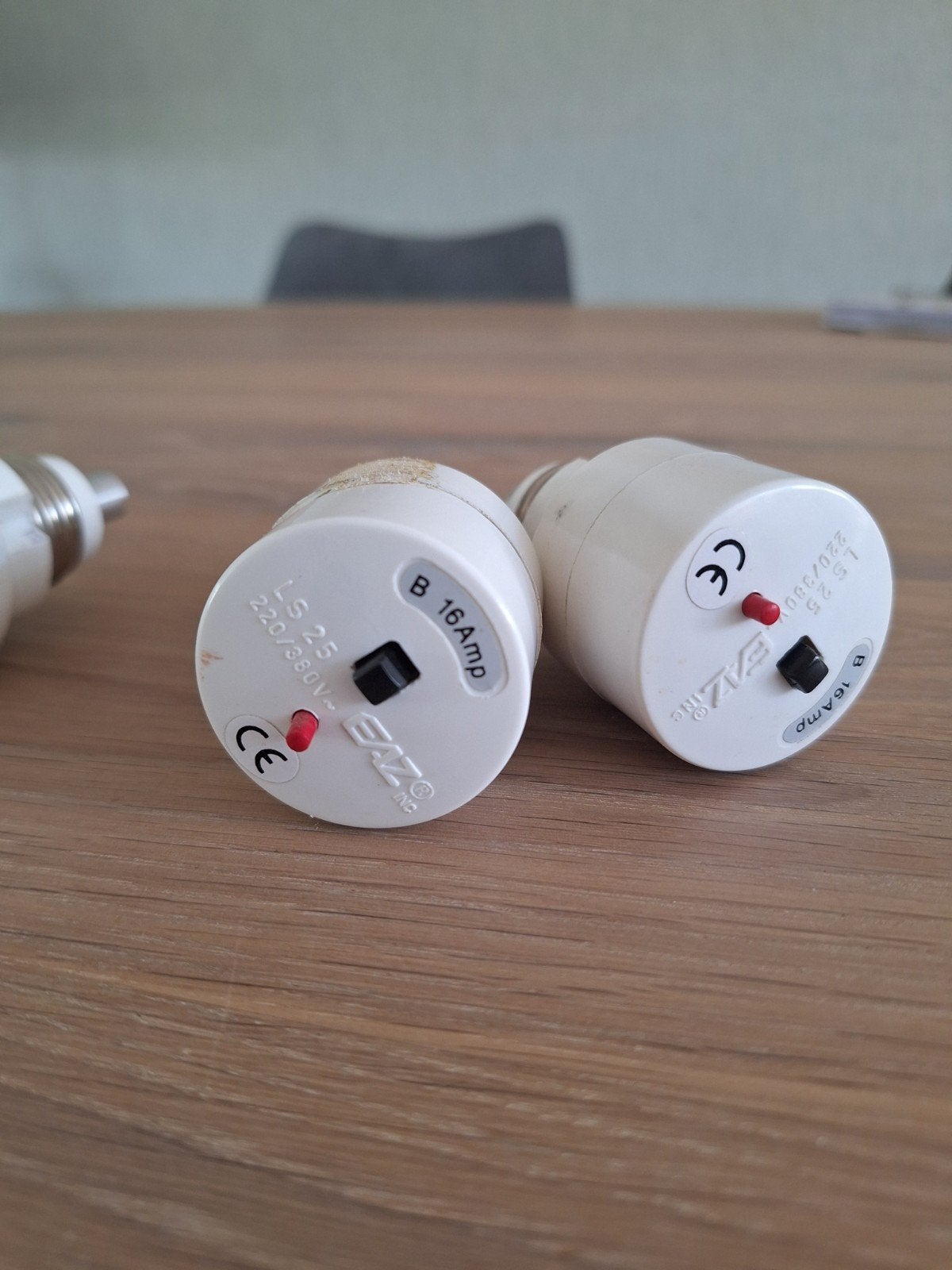 6 Schroefzekeringen 16A, Doe-het-zelf en Verbouw, Elektra en Kabels, Ophalen of Verzenden