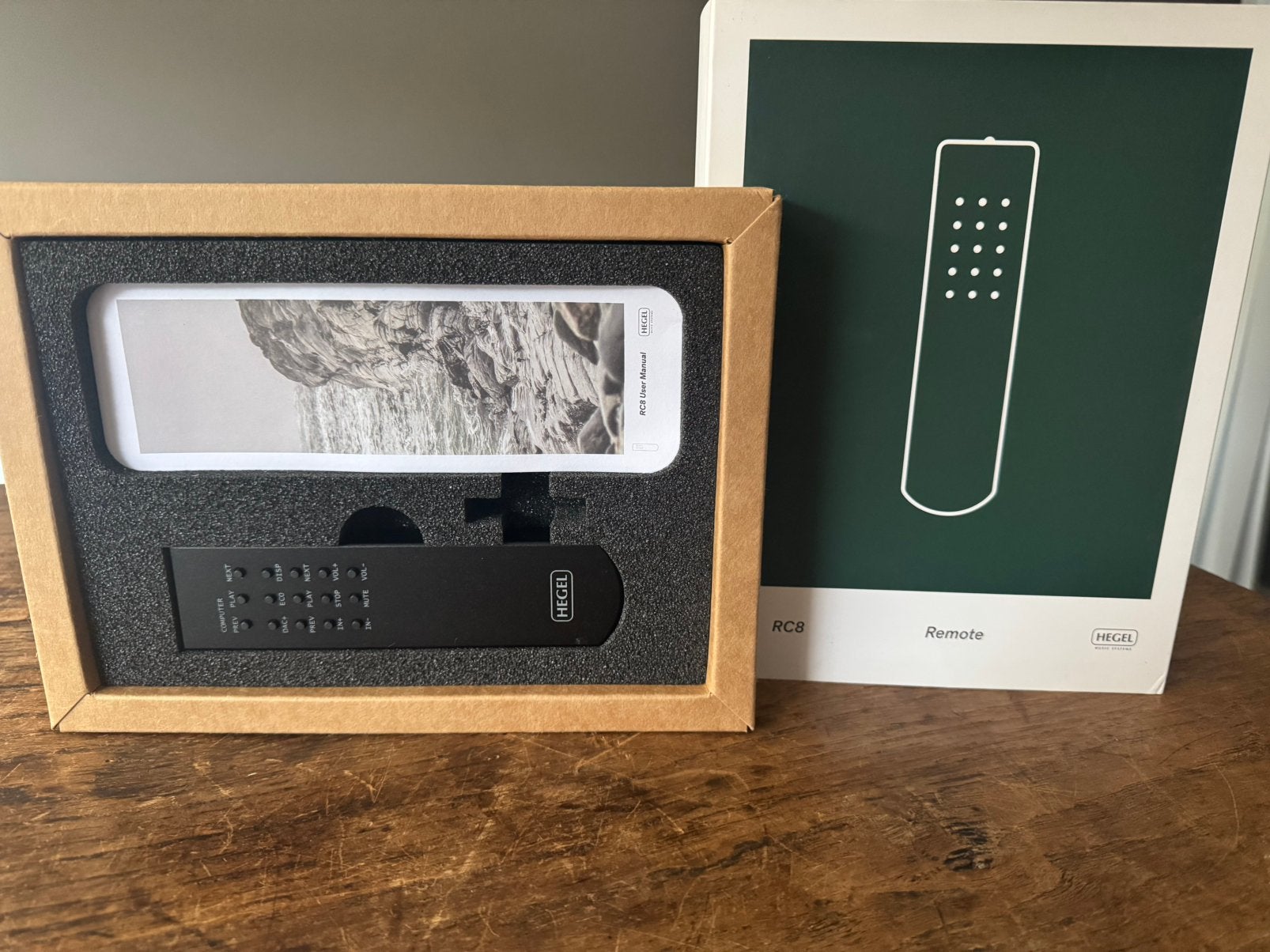 HEGEL Remote ( zwaar metaal), Ophalen of Verzenden, Zo goed als nieuw