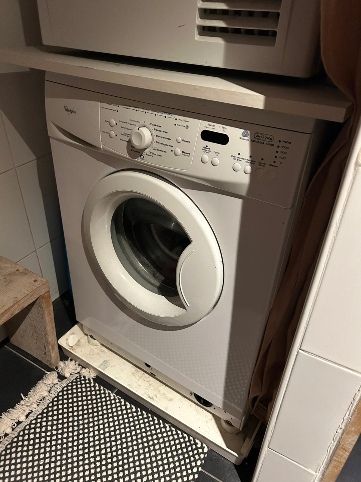 Wasmachine whirpool, Ophalen, Gebruikt, 1200 tot 1600 toeren, 85 tot 90 cm
