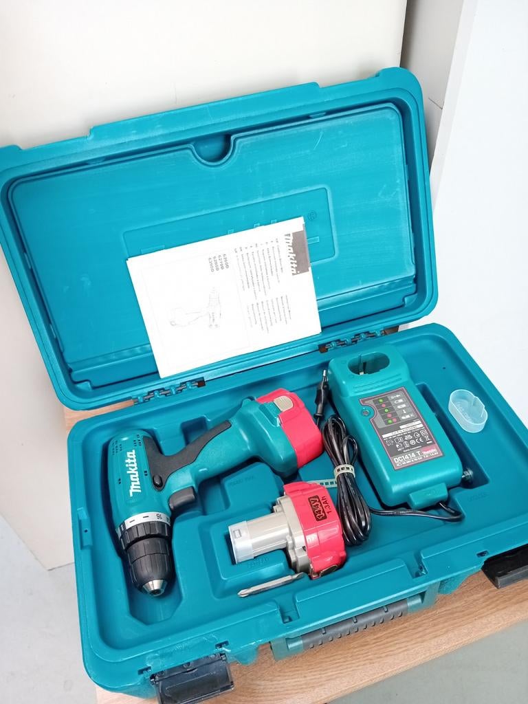 Makita Accuboormachine 6280DWPEX 14,4volt, Antiek en Kunst, Antiek | Gereedschap en Instrumenten, Ophalen