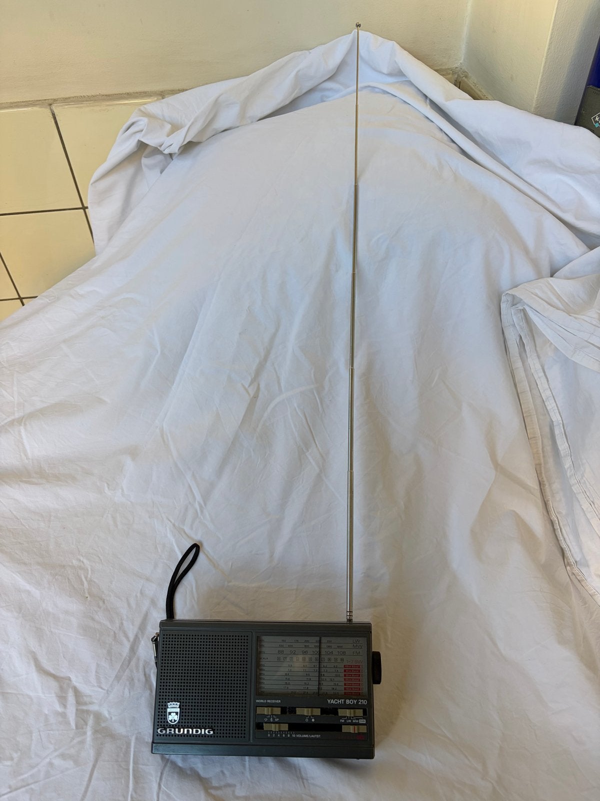 Grundig Yacht Boy 210 Wereldontvanger, Ophalen of Verzenden, Gebruikt, Wereldontvanger