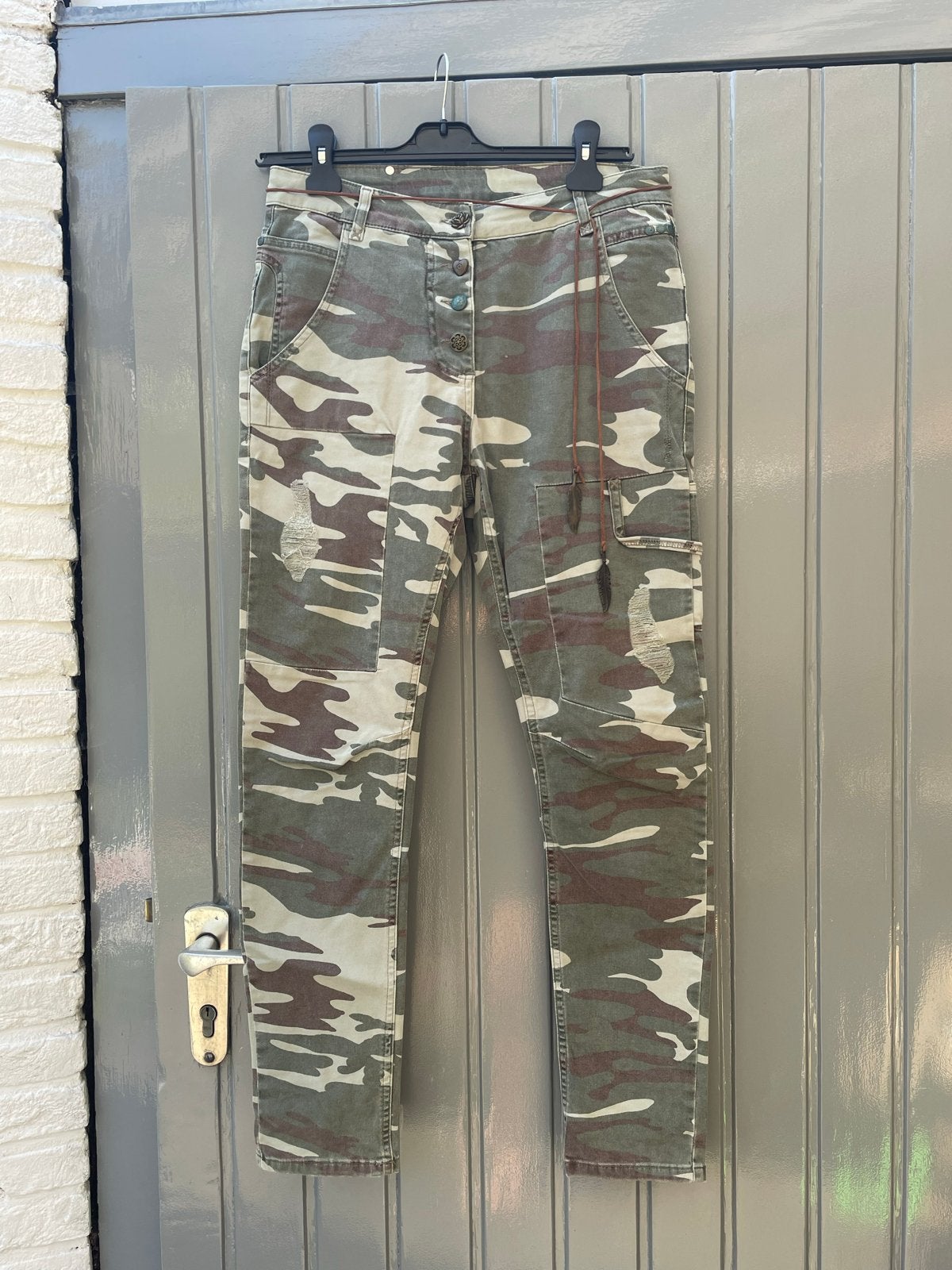 Nieuwe Camouflage Broek - Isla Ibiza Bonita Denim by, Kleding | Dames, Maat 38/40 (M), Meerkleurig, Nieuw, Ophalen of Verzenden