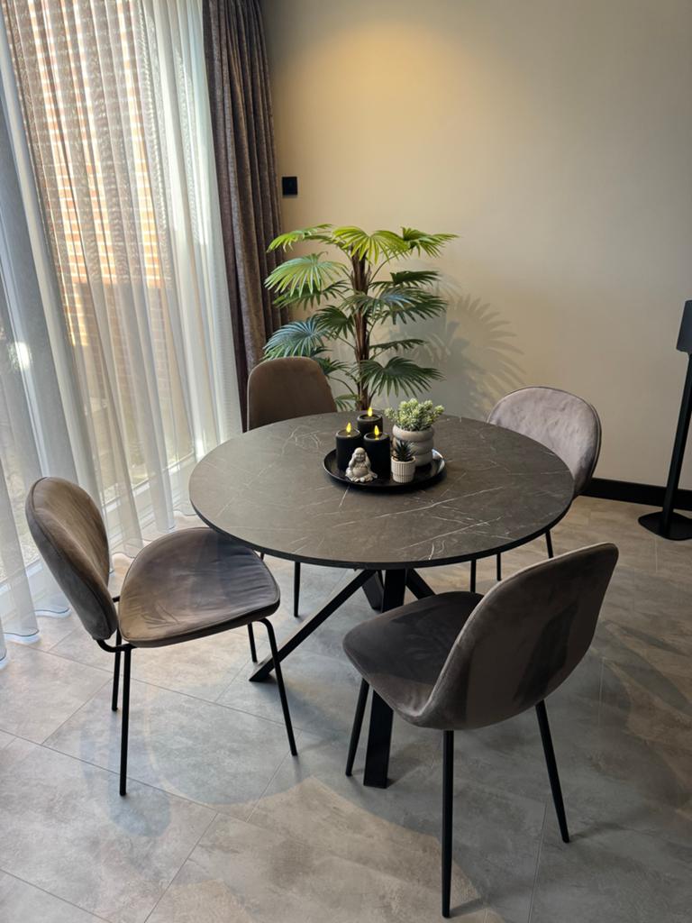 Moderne ronde eettafel met 4 stoelen, Ophalen, Gebruikt, 100 tot 150 cm, Rond