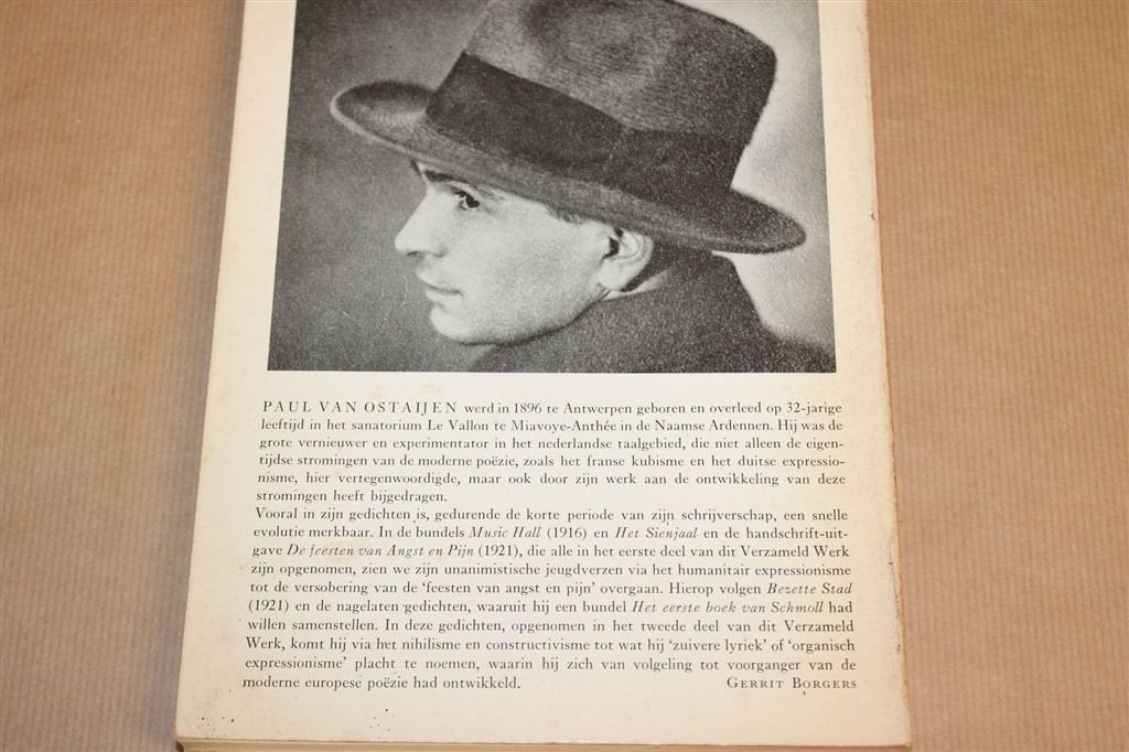 Verzameld Werk Poëzie I — Paul van Ostaijen [1965], Boeken, Ophalen of Verzenden, Gelezen