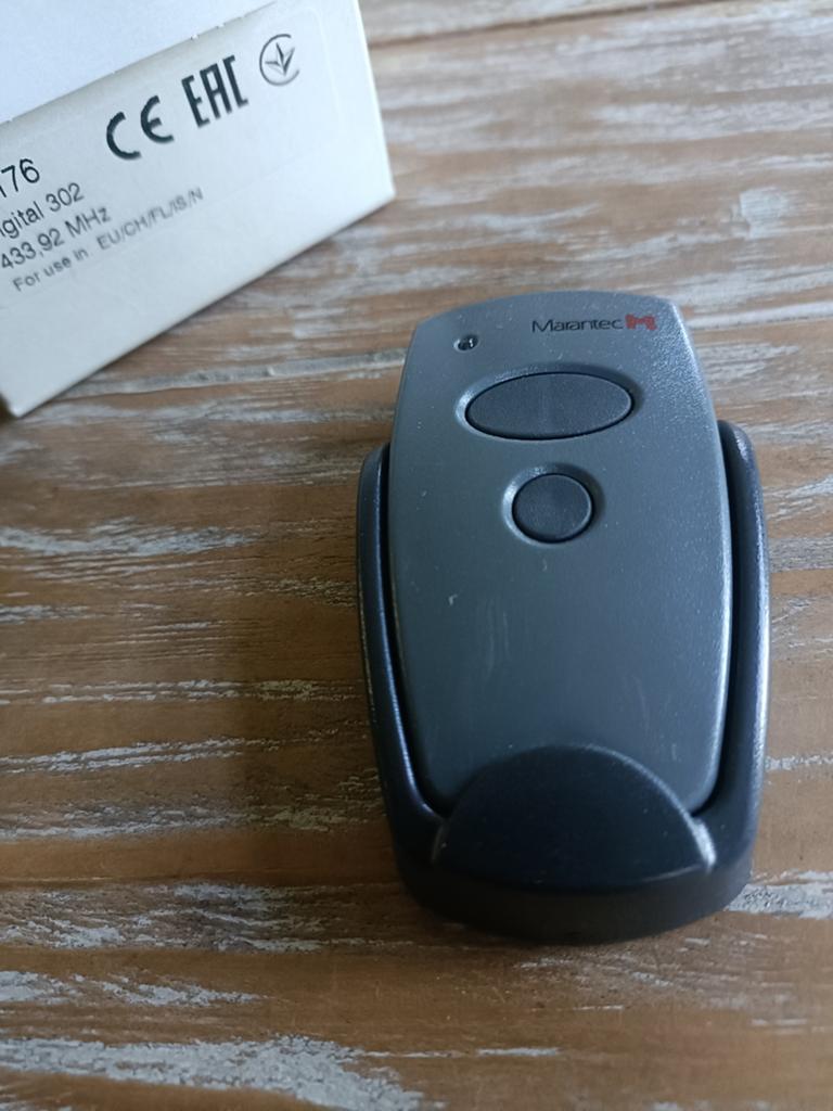 Marantec Digital 302 afstandsbediening garagedeur, Ophalen of Verzenden, Gebruikt