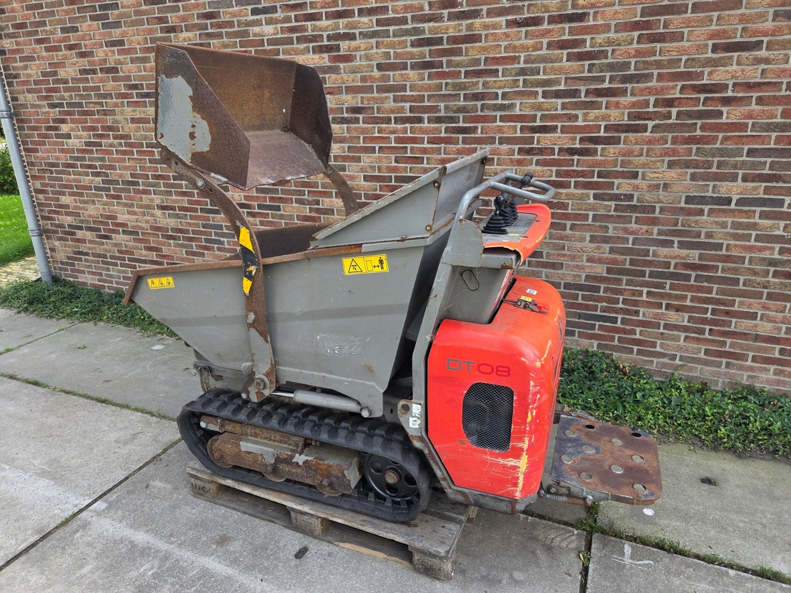 neuson dt08  rupsdumper nw rupsen/sprockets bj 2018, Ophalen
