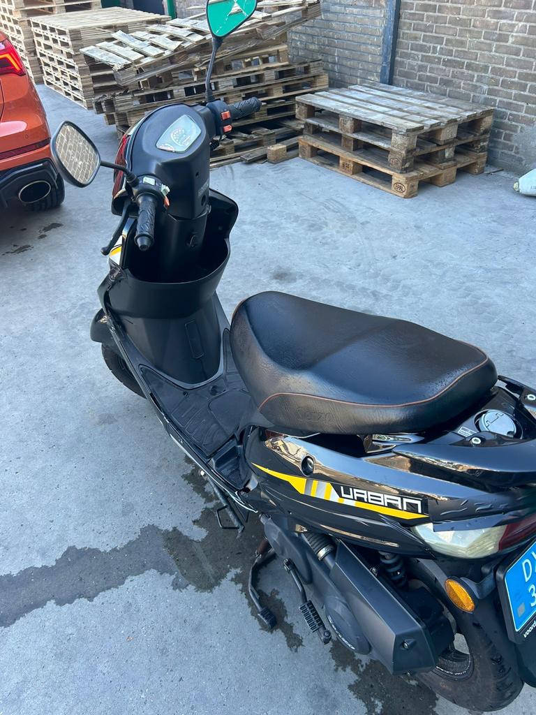 La Souris JJ50QT-21, Fietsen en Brommers, Snorfietsen en Snorscooters, Ophalen, Gebruikt, Benzine, Overige merken