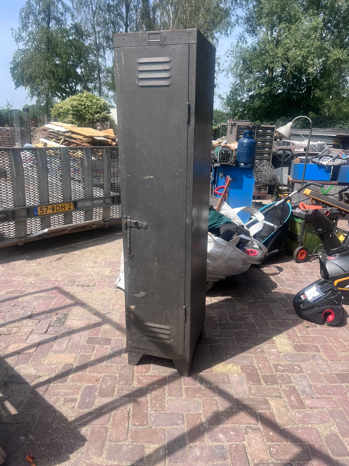 Vintage metal locker / kledingkast, Ophalen of Verzenden, Gebruikt