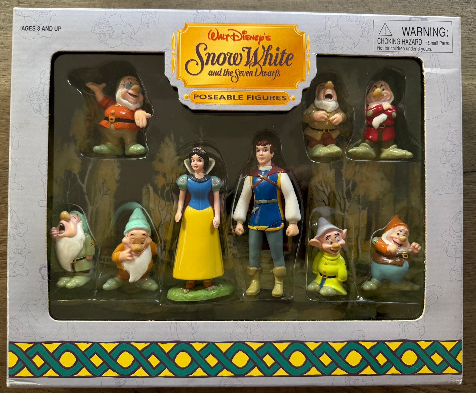 Disney Sneeuwwitje set van 9 speelfiguren, nieuw in doos, Ophalen of Verzenden