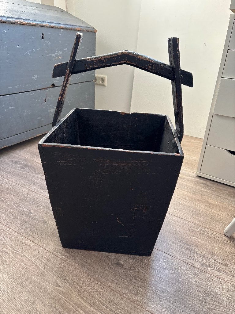 Zwarte houten bak met handvat - 60cm hoog, Huis en Inrichting, Ophalen, 50 – 75, Minder dan 50 cm, Gebruikt