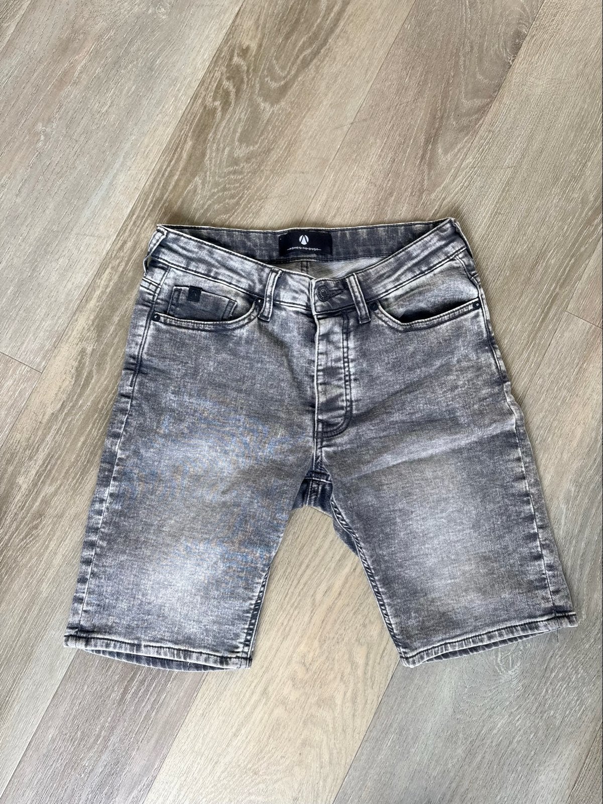 Ashes to Dust grijze denim jog short maat S / 176, Ophalen of Verzenden, Gedragen, Grijs, W32 (confectie 46) of kleiner
