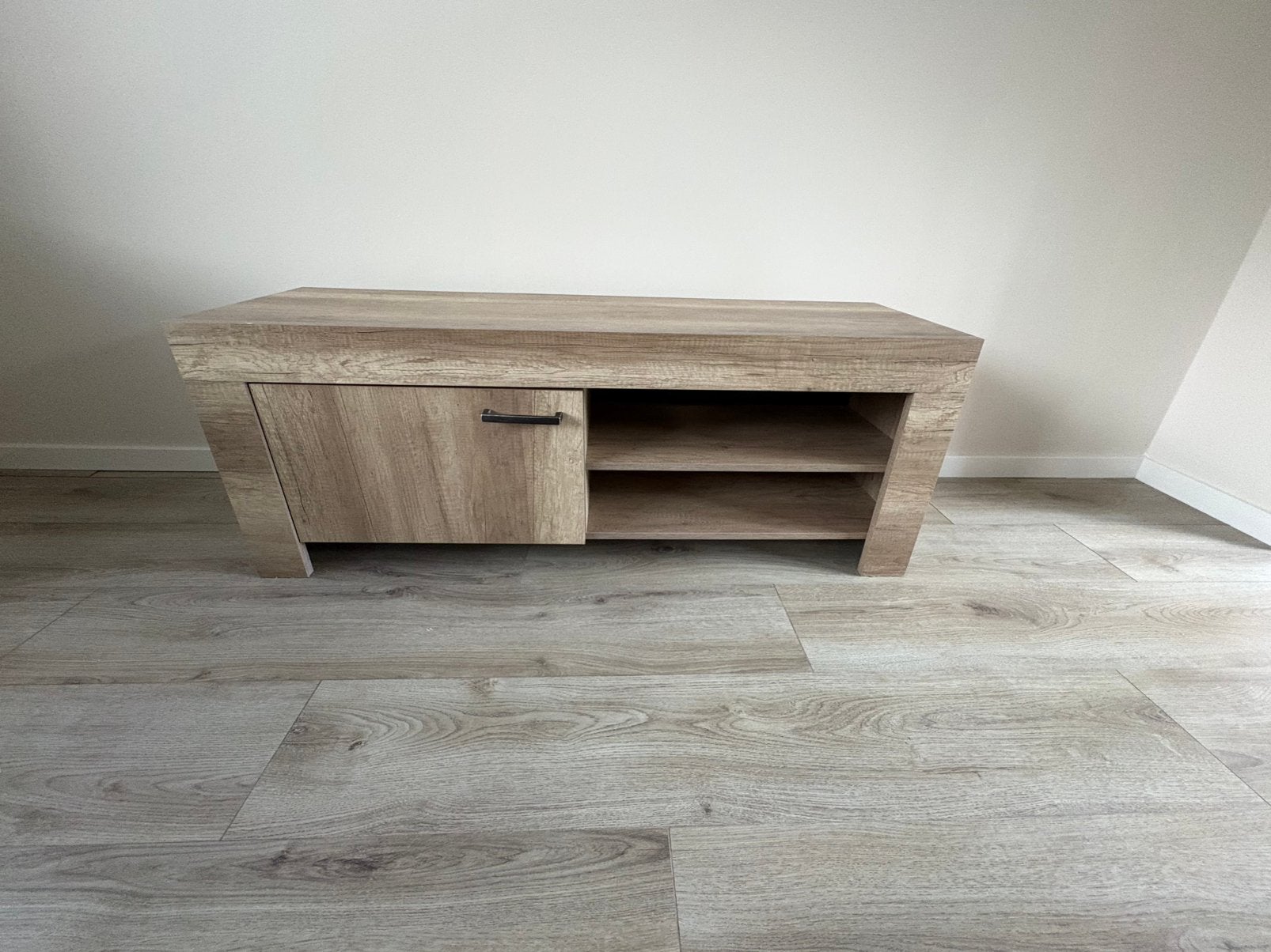TV meubel, Ophalen, 100 tot 150 cm, Zo goed als nieuw, Minder dan 100 cm