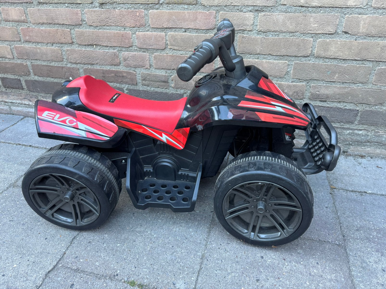 Elektrische quad kind, Ophalen, Zo goed als nieuw