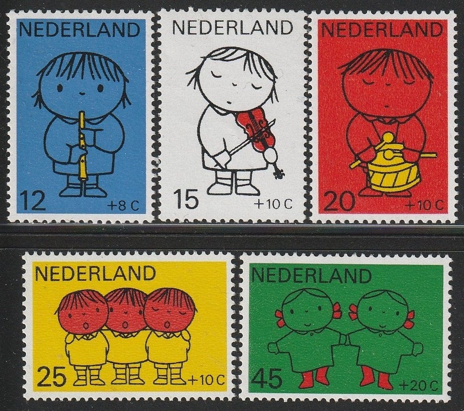 Nederland 1969 932/936 Kind Bruna, Postfris, Postzegels en Munten, Postzegels | Nederland, Ophalen of Verzenden, Na 1940, Postfris