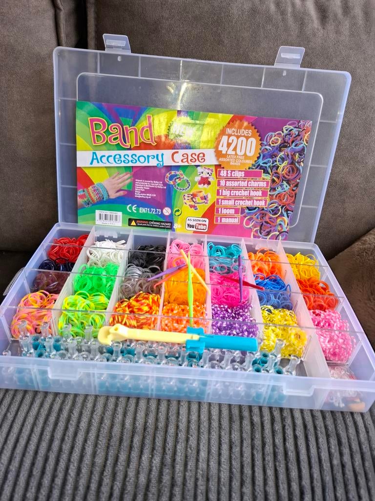 Grote Loom Stiekjes Set met Accessoires en Opbergdoos, Ophalen of Verzenden, Zo goed als nieuw