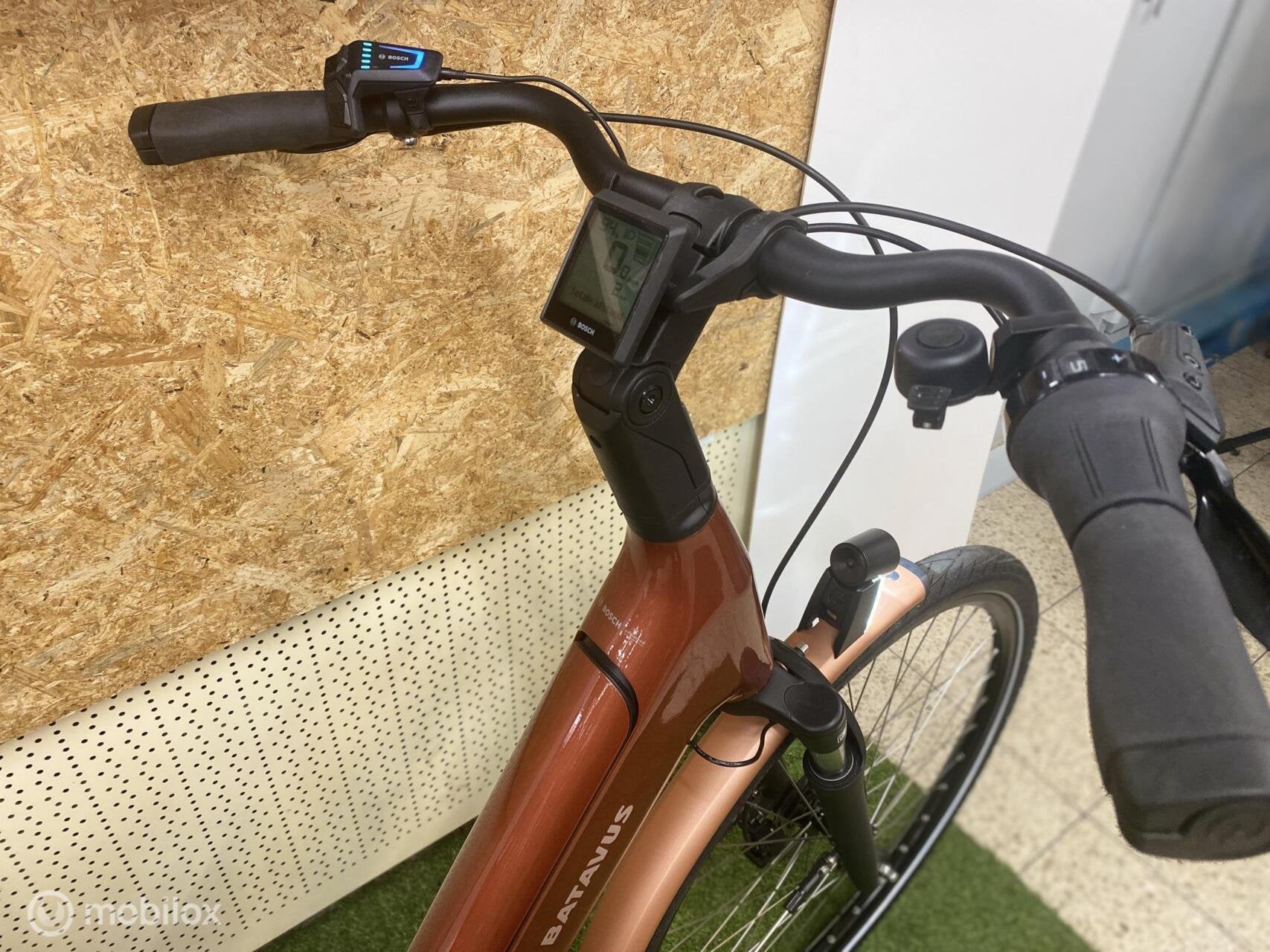 Foto 14 van BATAVUS FINEZ PT E GO POWER BOSCH 750WH 57 CM 5V NIEUW