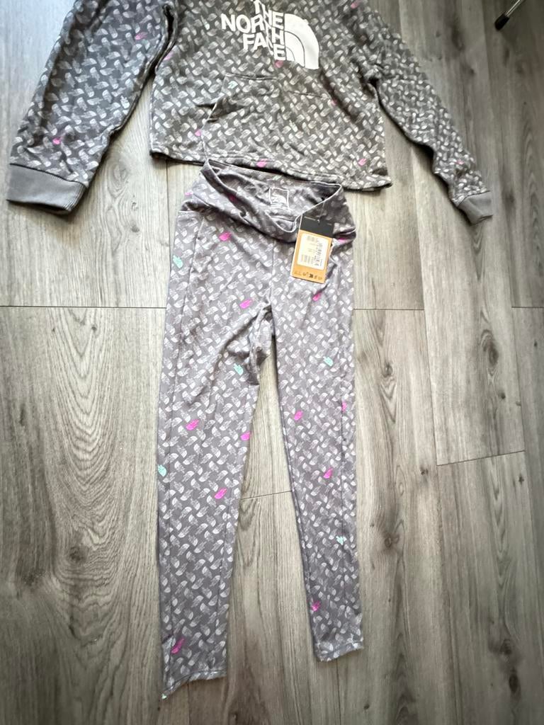 The North Face Hoodie & Legging Set - Nieuw, Ophalen of Verzenden, Nieuw, Meisje