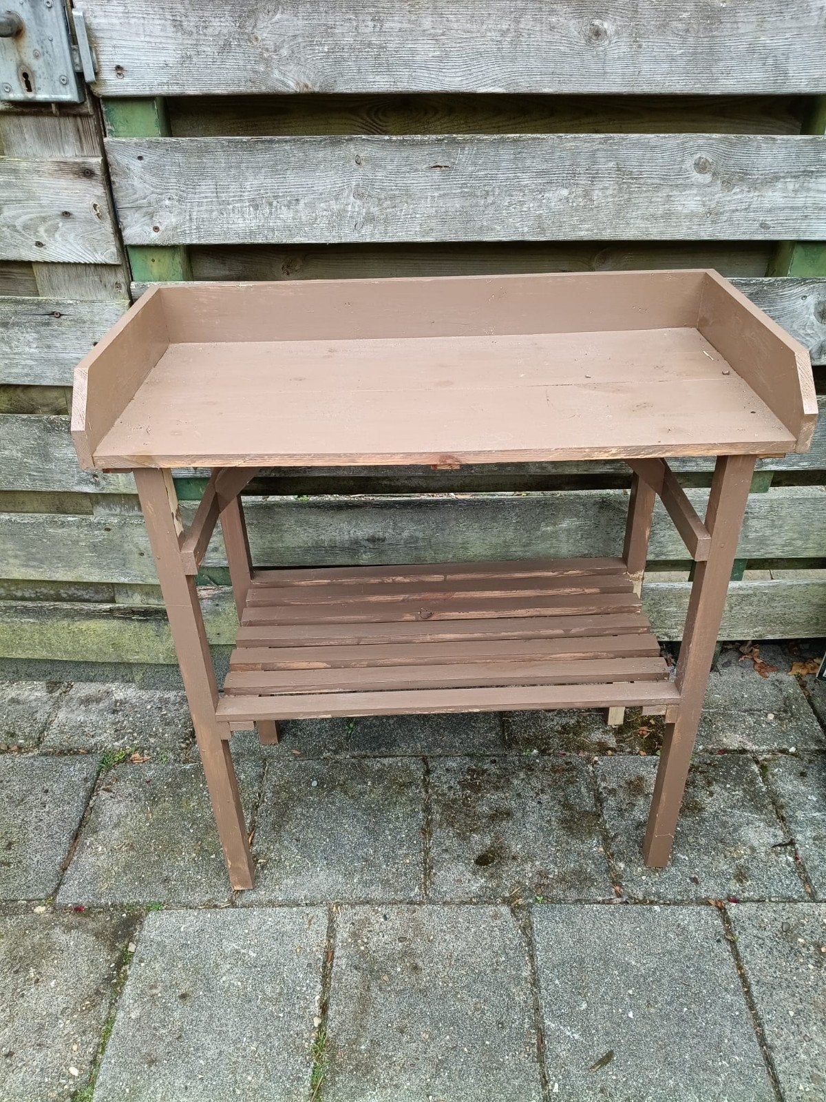 Op pottafel, Tuin en Terras, Ophalen, Gebruikt