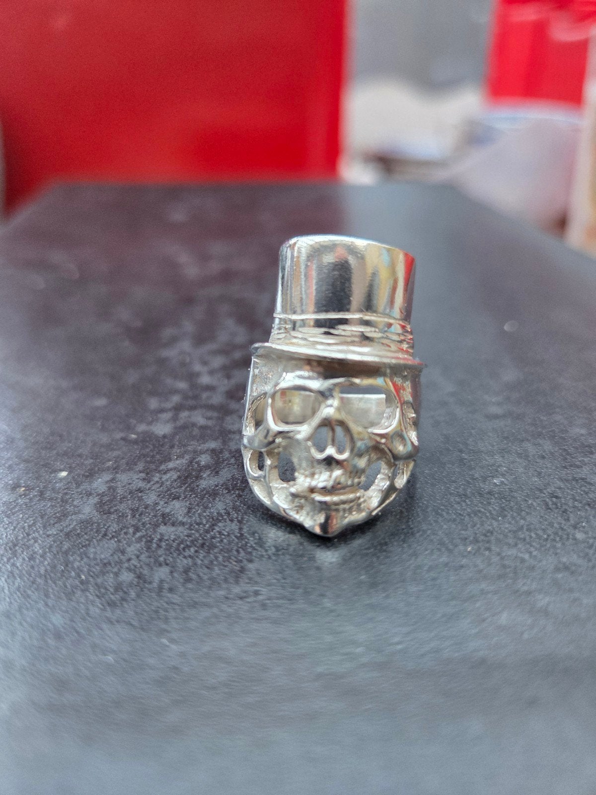 vintage zilveren ring, schedelring Top Hat Skull Ring, Ophalen, 20 of groter, Zo goed als nieuw, Zilver