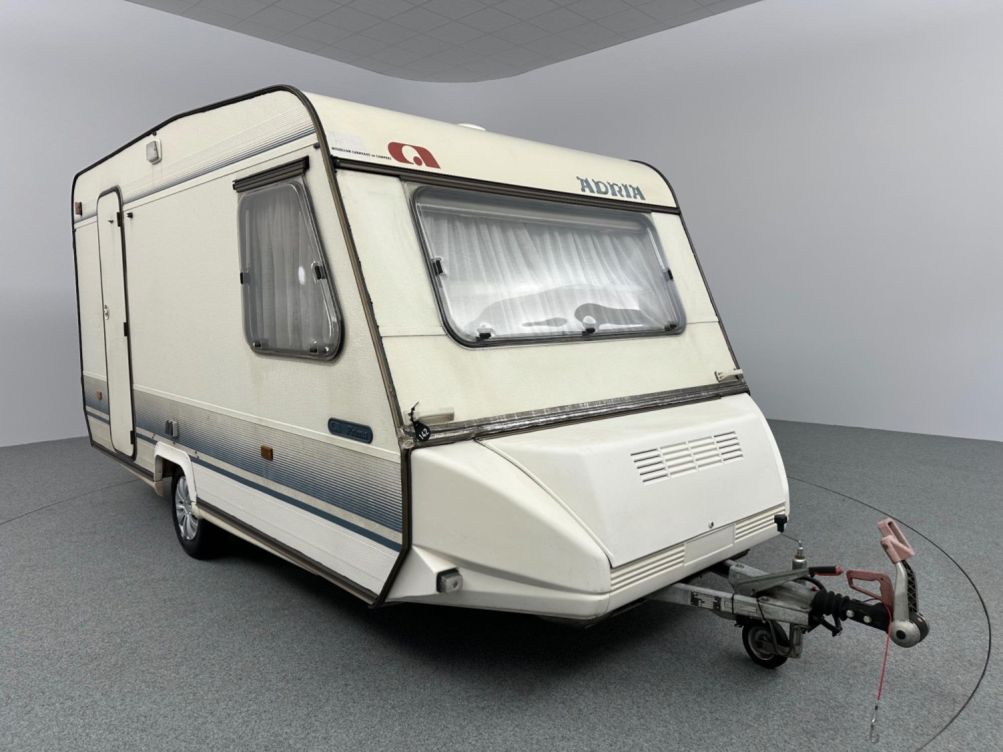 Adria Prima 420 Stapelbed 4 persoons, Caravans en Kamperen, Koelkast, Bedrijf, Dwars-stapelbed, Adria
