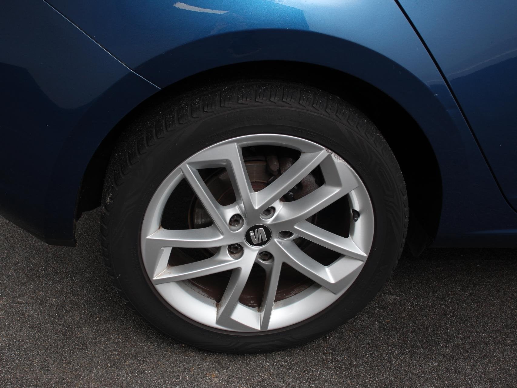 SEAT Leon 1.2 TSI Style Business Cruise control Airco Naviga, Voorwielaandrijving, Stof, Gebruikt, 4 cilinders