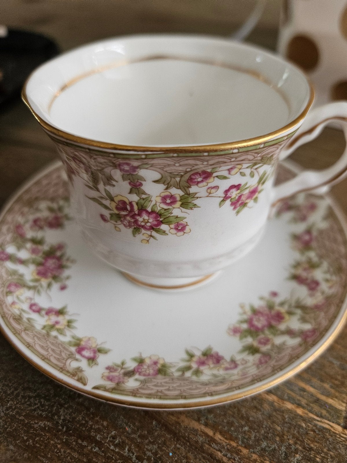 Balmoral Castle Bone China Kop en Schotel - Bloemmotief, Ophalen of Verzenden